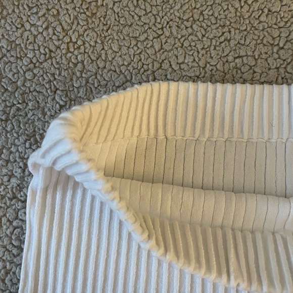 White Ribbed Skirt - Picture 3 of 3